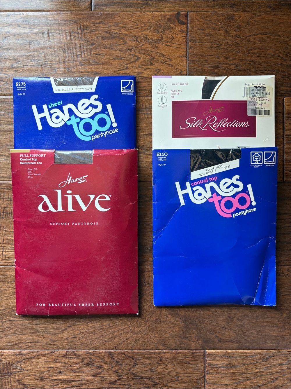 New vintage Hanes pantyhose bundle